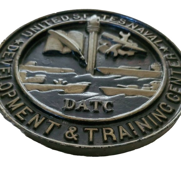 7” Ceramic Medallion Plaque Development & Training Center US Navy DATC - Picture 2 of 4